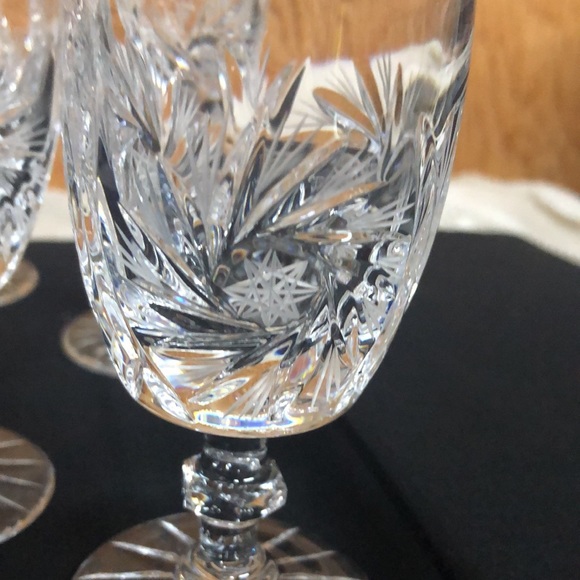 Set of 4 crystal aperitif or shot glasses - Picture 2 of 7